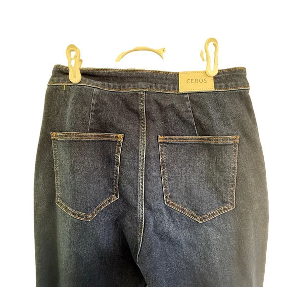 Ceros Dark Wash High Rise Flare Jeans Size 9/29 - Picture 4 of 7